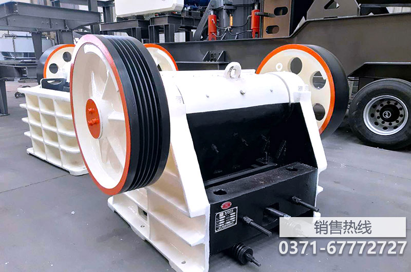 【转让供应二手颚式破碎机全自动花岗岩石料破碎机九成新