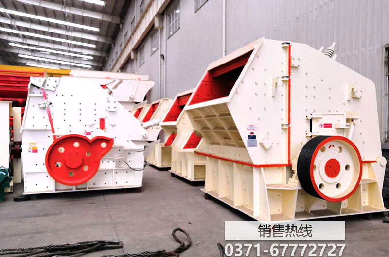 固安县县委副书记、代县长付顺义到白沟河治理 工程一标段