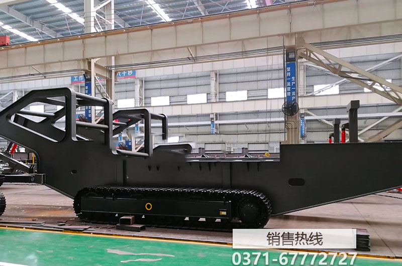 2020年年初,新型冠状病毒疫情大爆发,蔓延全国,又扩散至