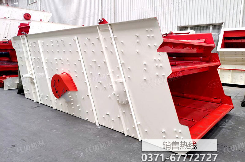 罗定生蚝批发店,生蚝基地自产自销, 鲜活生蚝市场价格多少钱