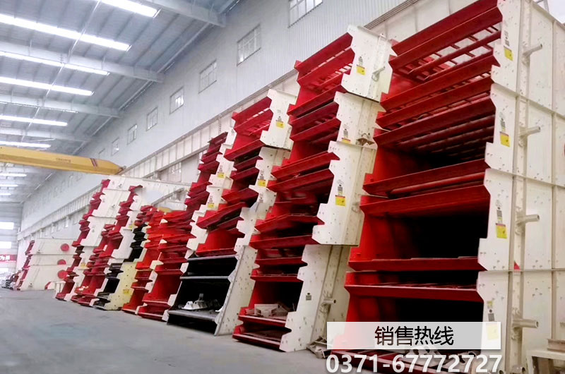 金 太 阳 鹦 鹉 葵 花 鹦 鹉等各种鸟出售中原花鸟鱼虫郑州